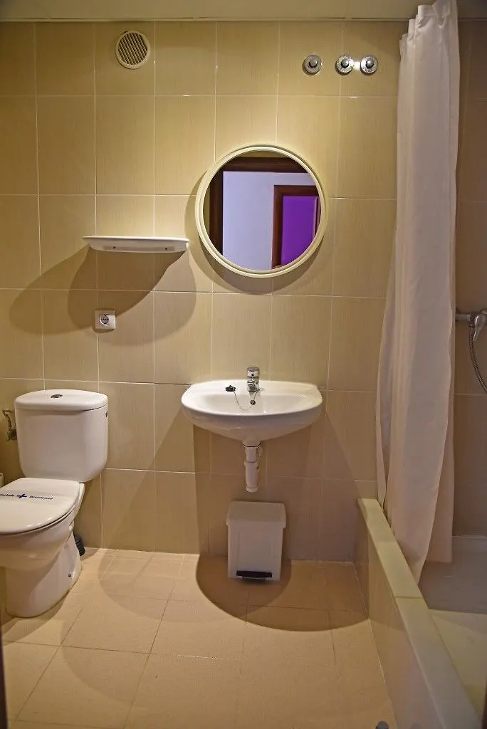 Apartamentos AR Enjoy Dosjoimi Lloret de Mar