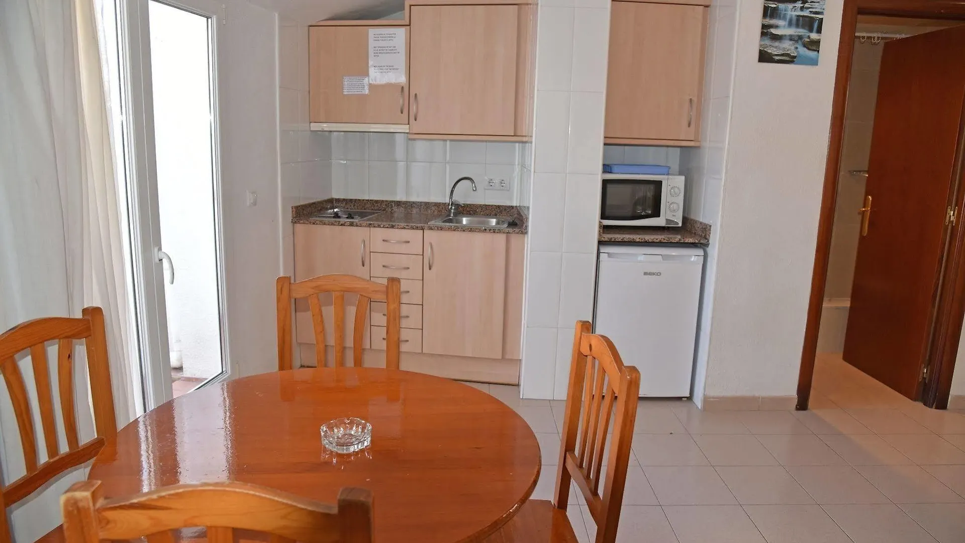 Apartamentos AR Enjoy Dosjoimi Lloret de Mar