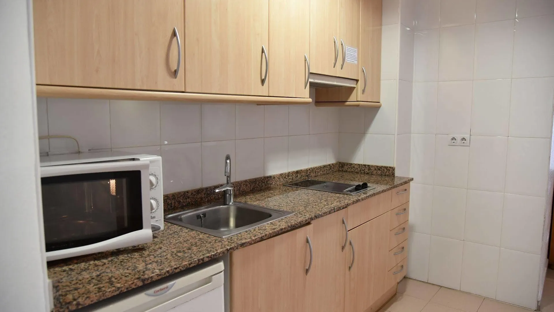 Apartamentos AR Enjoy Dosjoimi Lloret de Mar