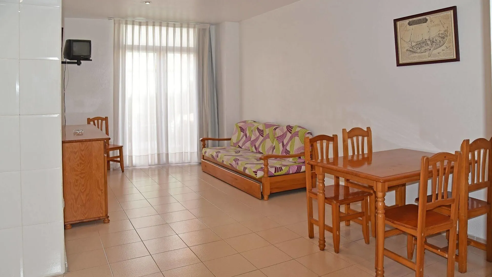 Apartment Apartamentos Ar Dosjoimi Lloret de Mar Spanien